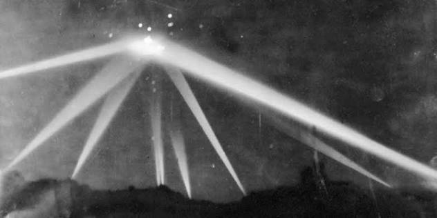 Battle of Los Angeles, 1942 — dramatic searchlights against night sky